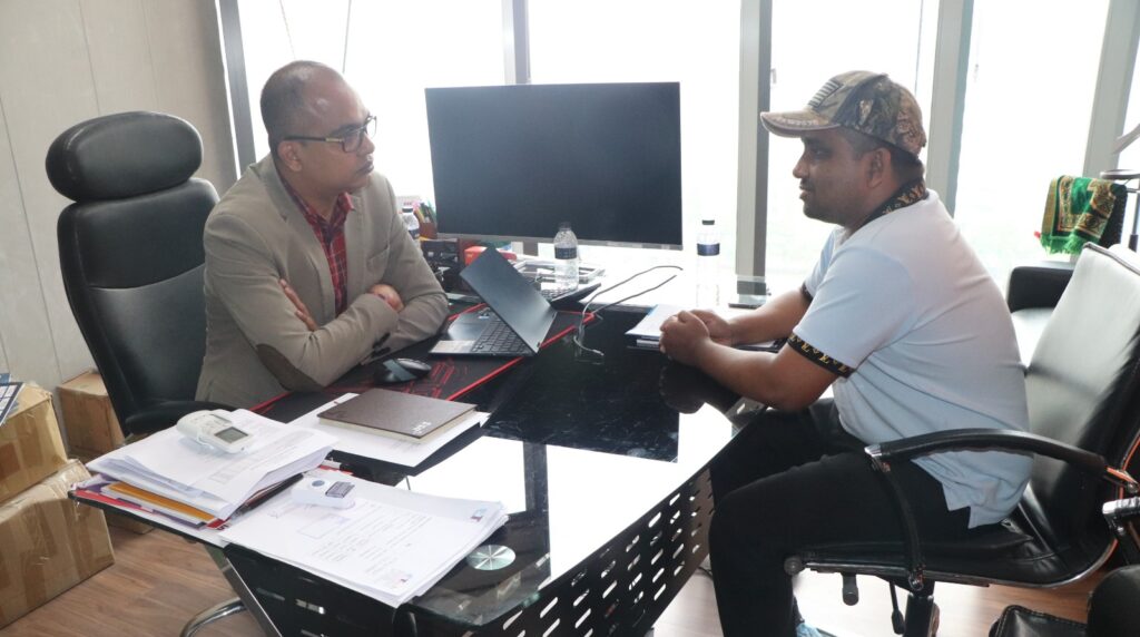 Solar rooftop systems- A cost cutting measure to reduce industrial electrcity costs 2 Mr. Tofael Ahmed Additional Managing Director of Super Star Group