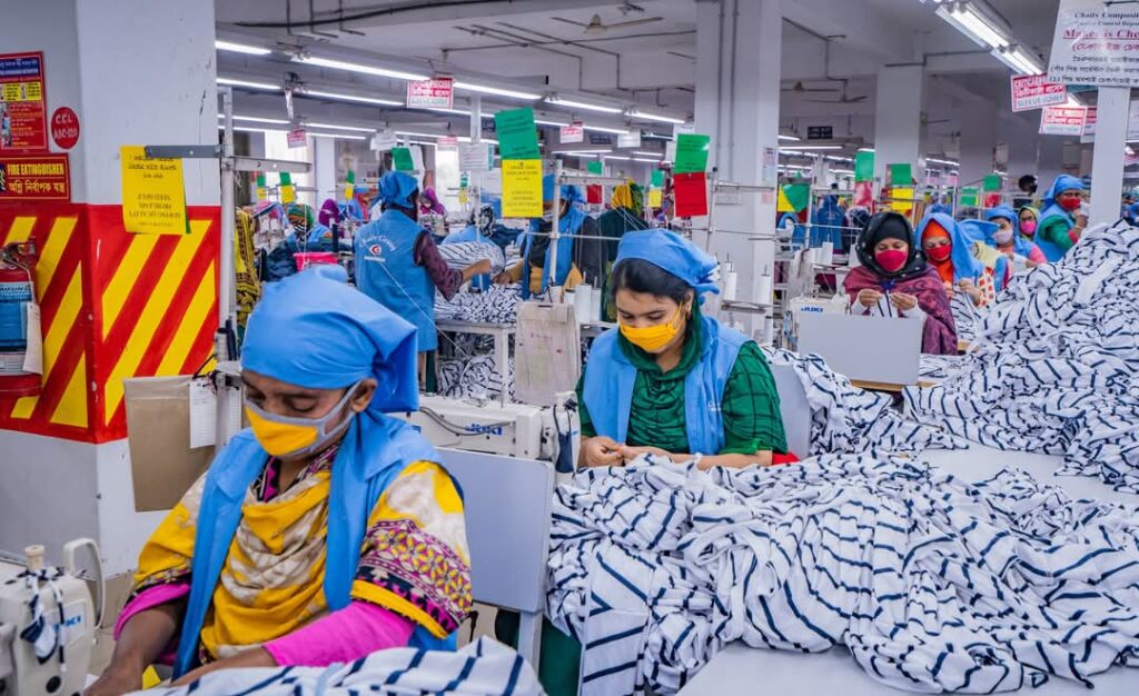 How Bangladeshi suppliers are preparing for upcoming sustainability laws in EU and global North? 1 Garments worker